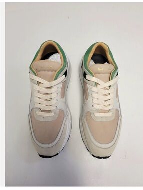 PAUL SMITH
Nude Elowen Leather Trainers
